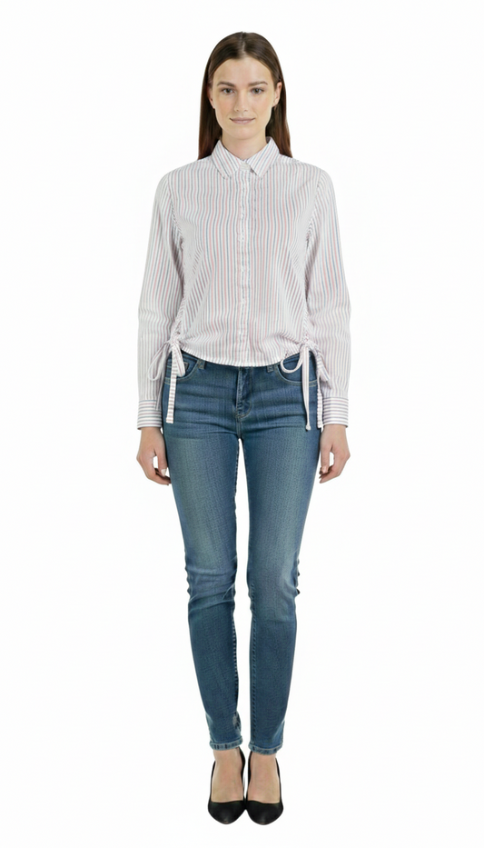 Blusa de rayas rosas y blancas abotonado con detalles laterales