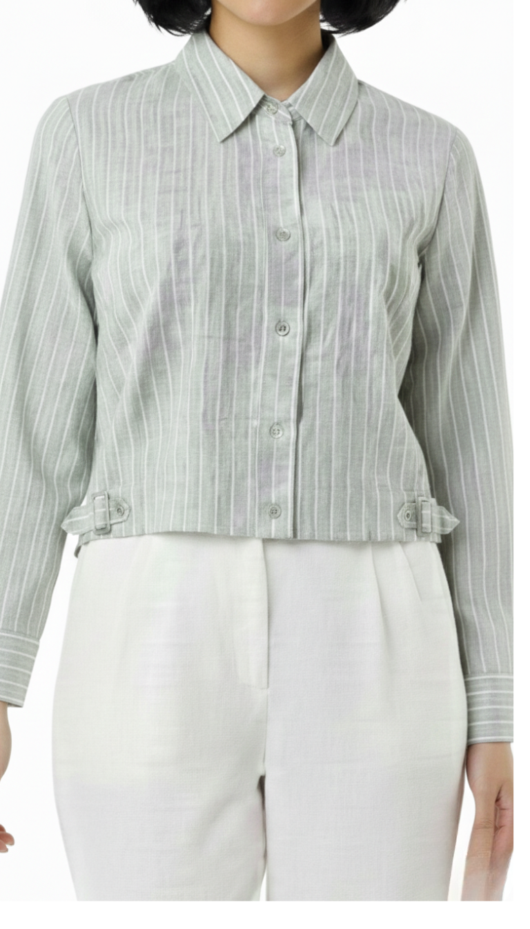 Blusa verde abotonada de rayas