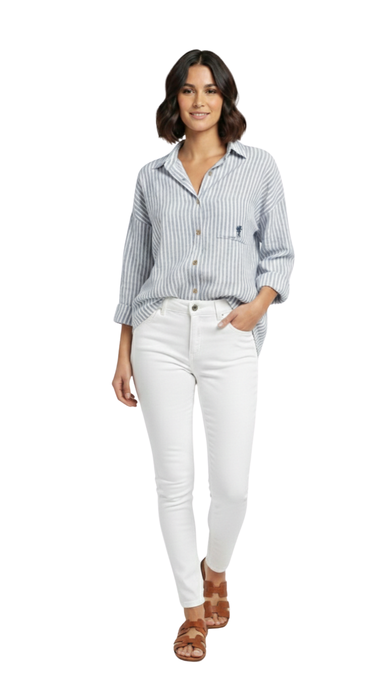 Blusa a rayas abotonada con estampado al frente y atras