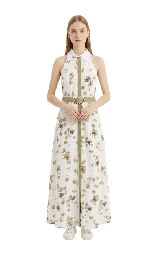 Vestido blanco con detalle de flores y cinturón de tela