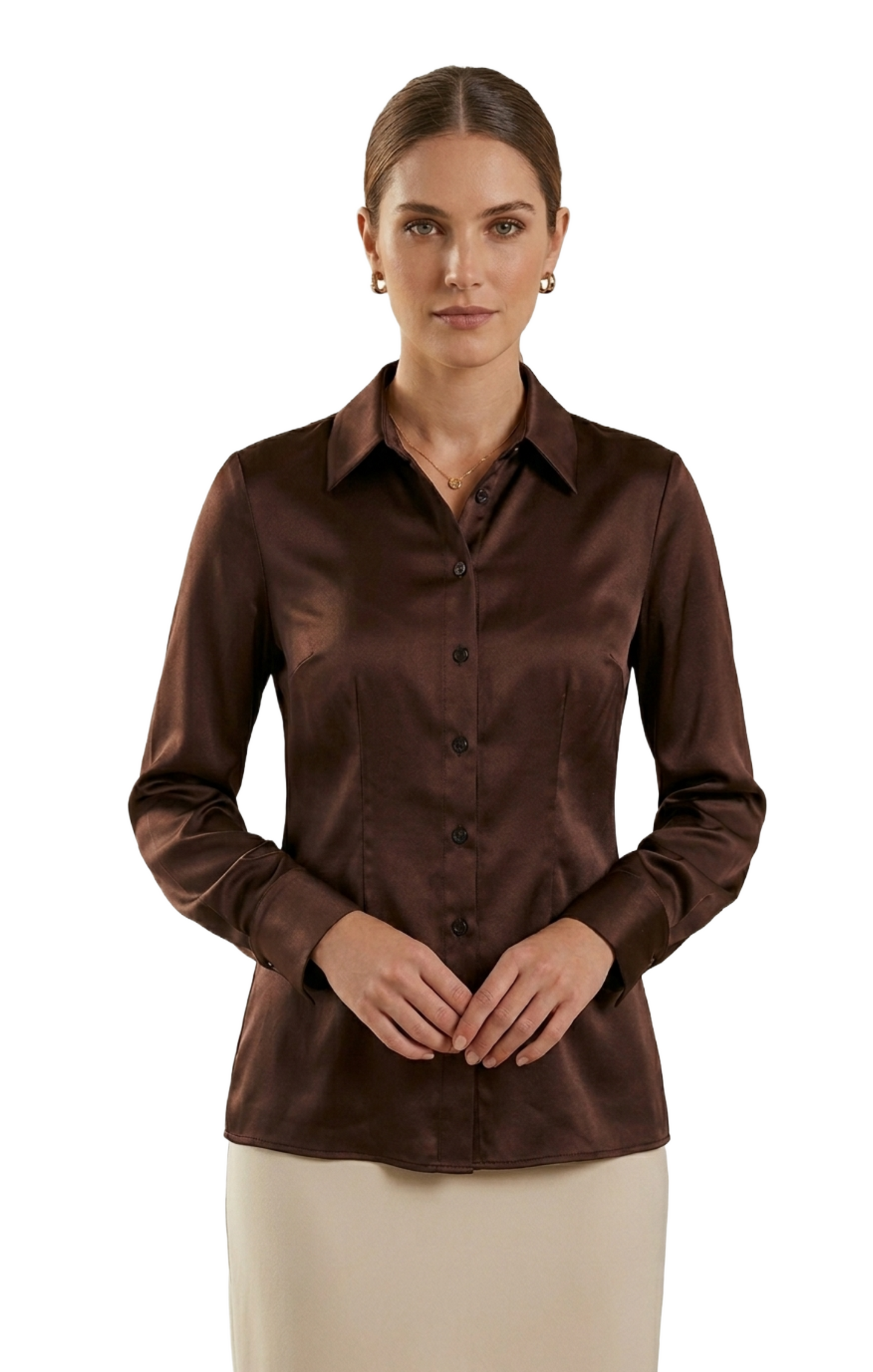 Blusa satinada de manga larga cafe abotonada