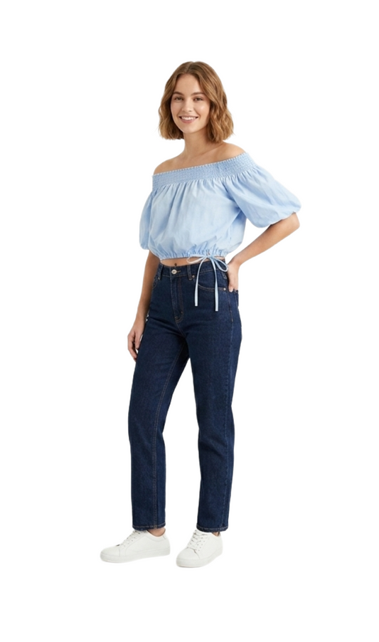 Blusa azul tipo campesina con amarre lateral