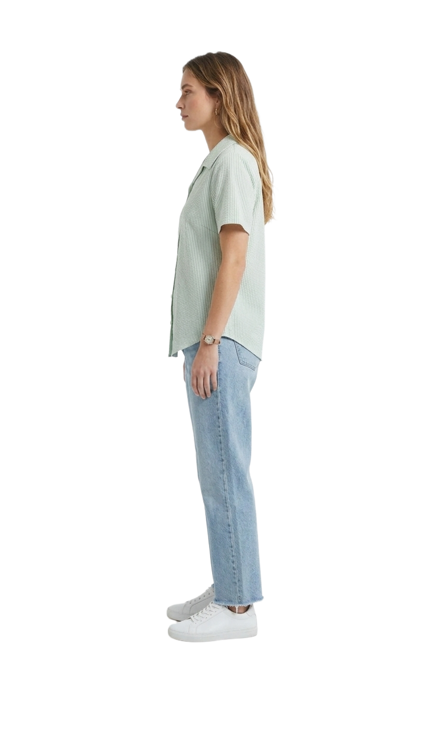 Blusa blanca con rayas verdes abotonadas