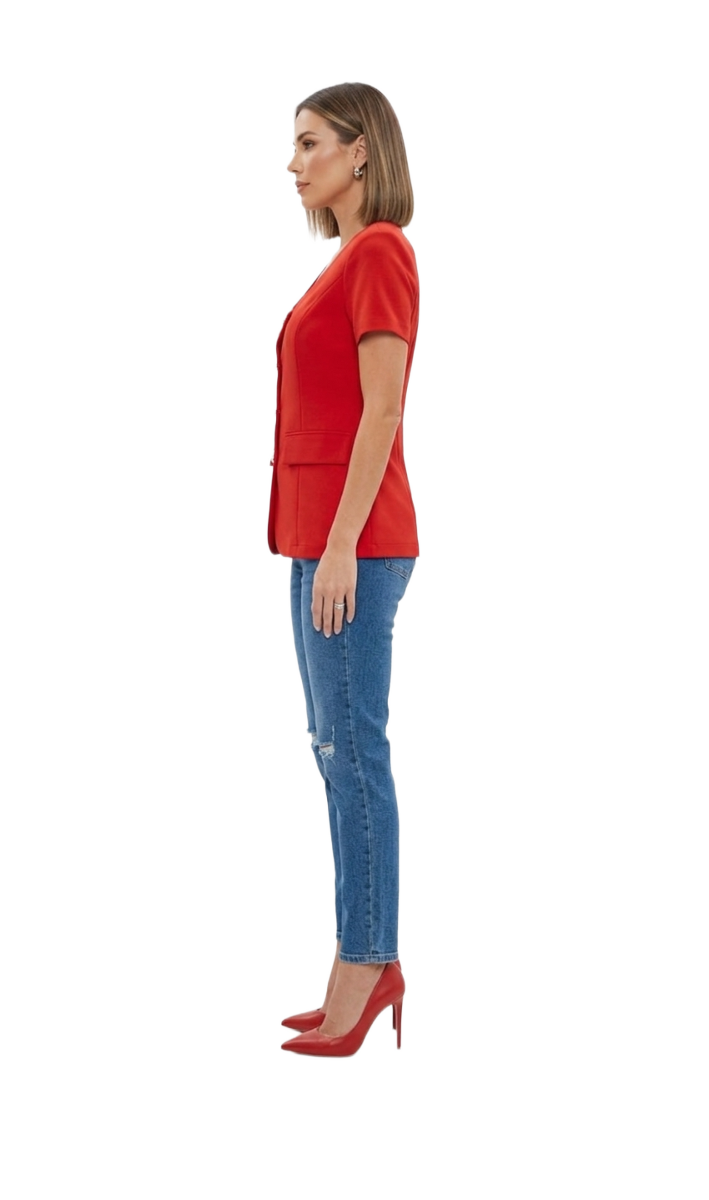Blusa roja abotonada con carteras al frente