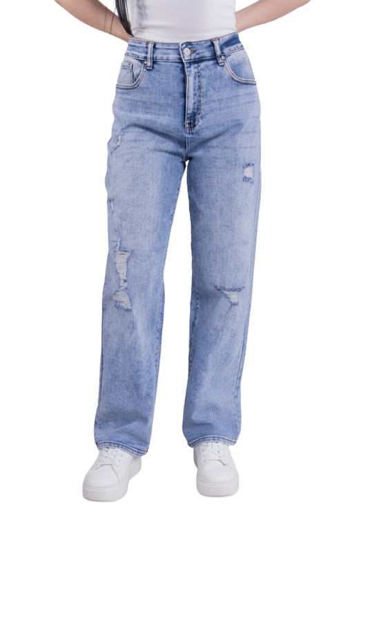 Pantalón de mezclilla deslavado con desgarres decorativos