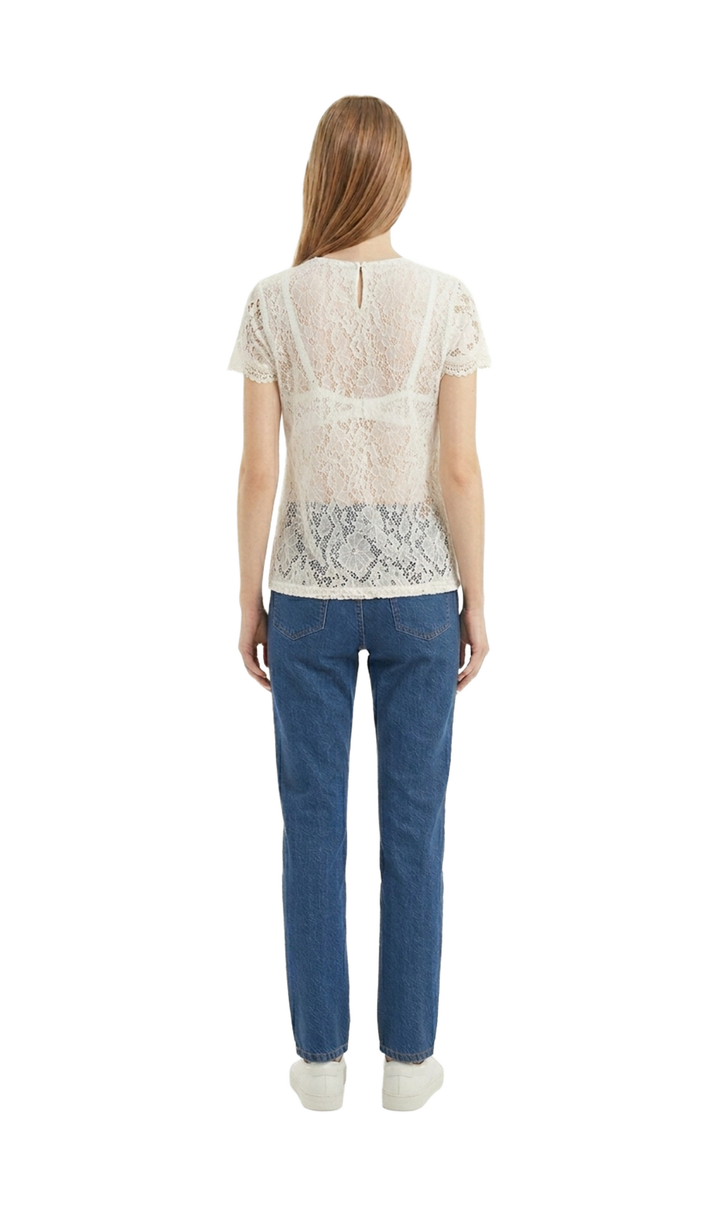 Blusa de encaje blanca de manga corta
