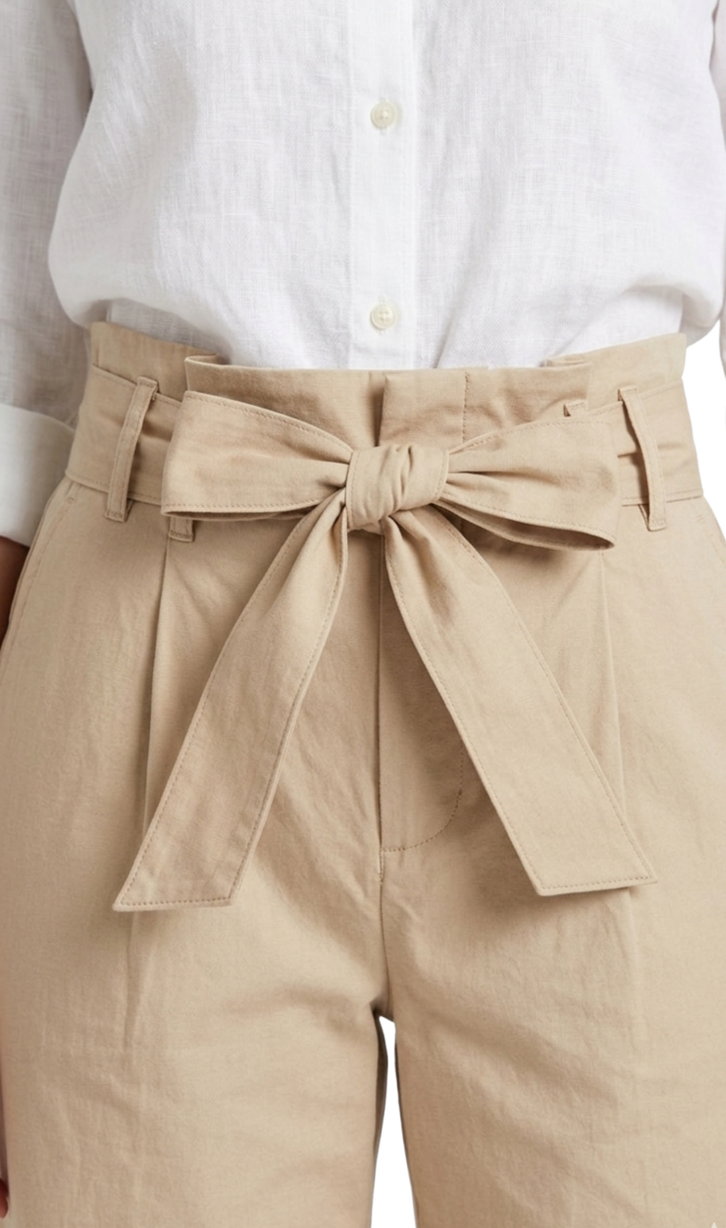 Pantalón beige con amarre en la cintura