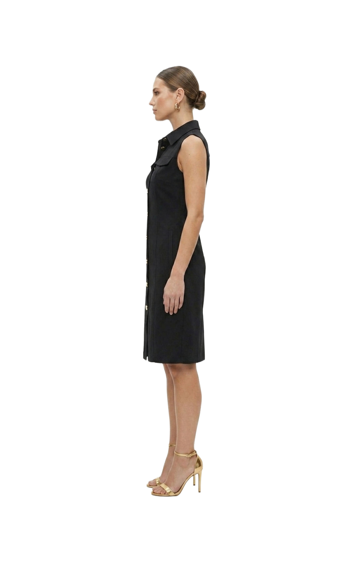 Vestido negro abotonado seccionado