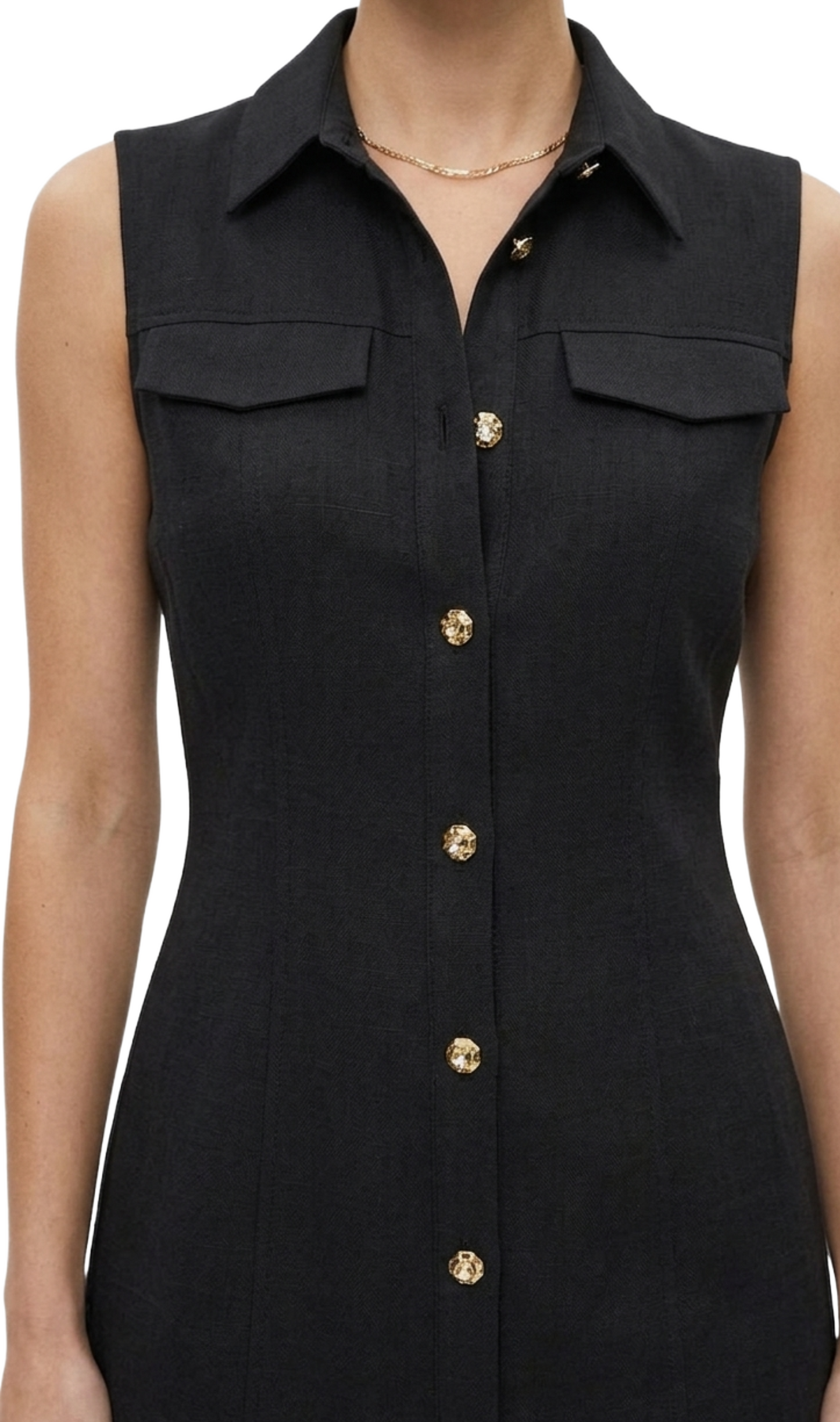 Vestido negro abotonado seccionado