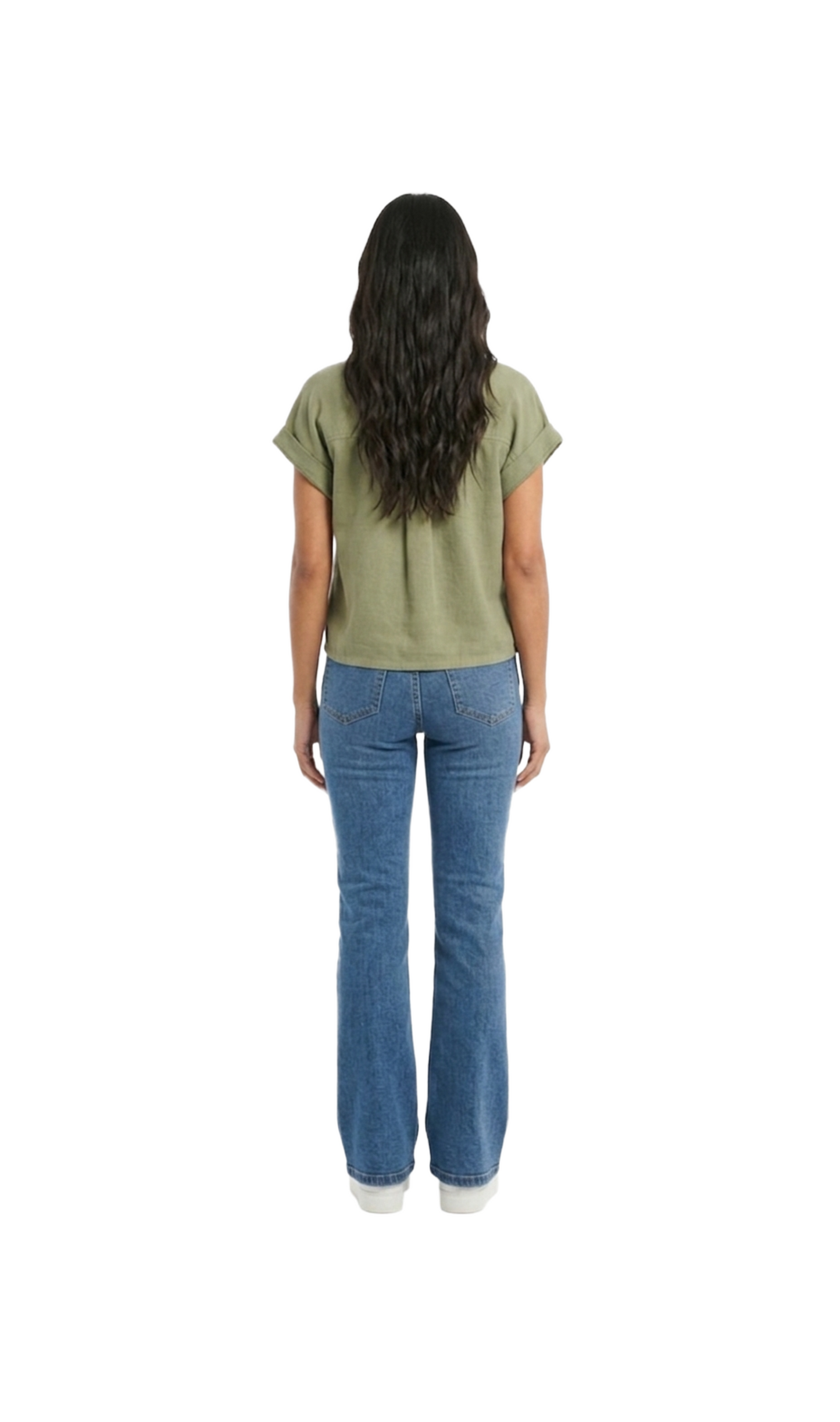 Blusa verde abotonada con bolsas en pecho