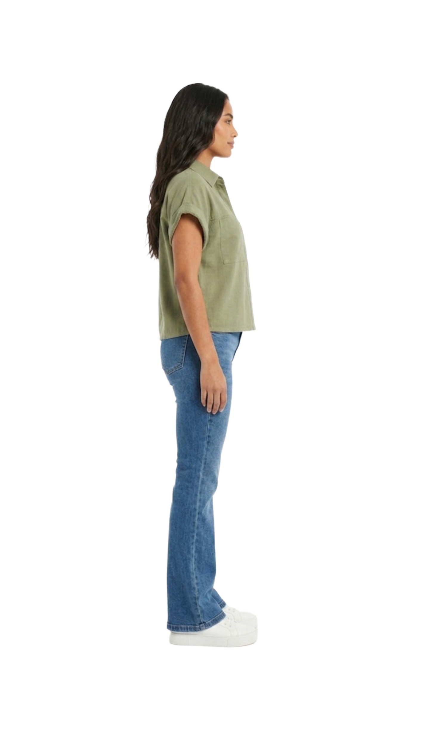 Blusa verde abotonada con bolsas en pecho