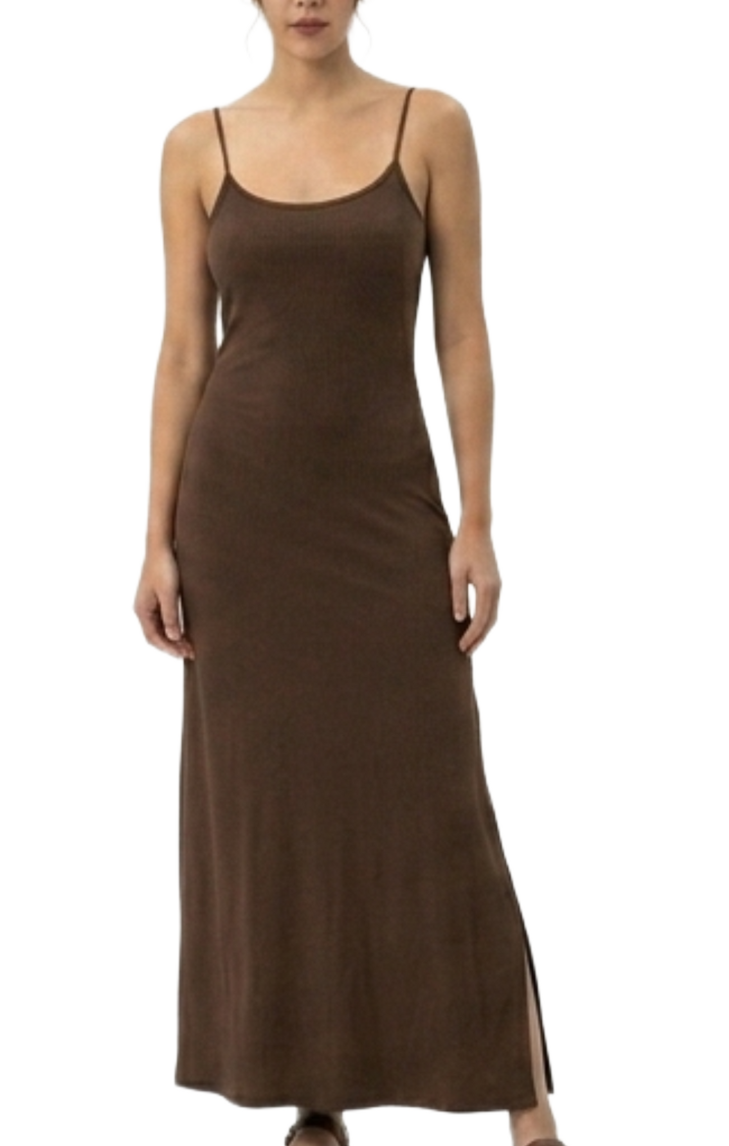 Vestido cafe largo de tirantes con abierta lateral