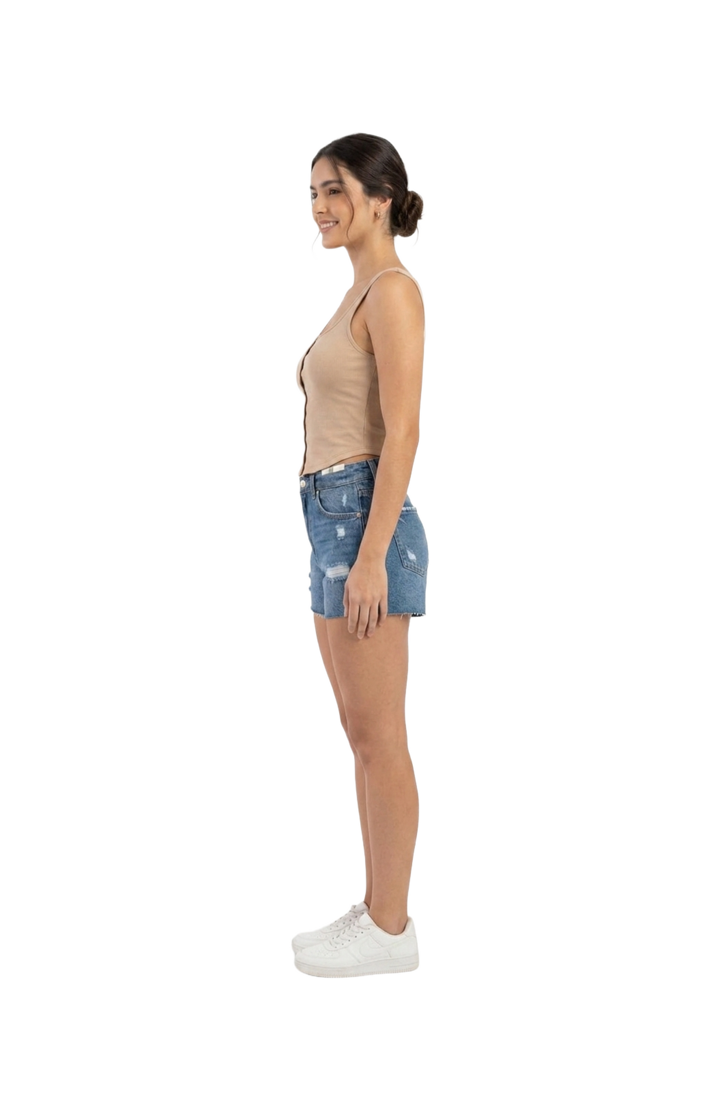 Blusa beige abotonada cuello redondo