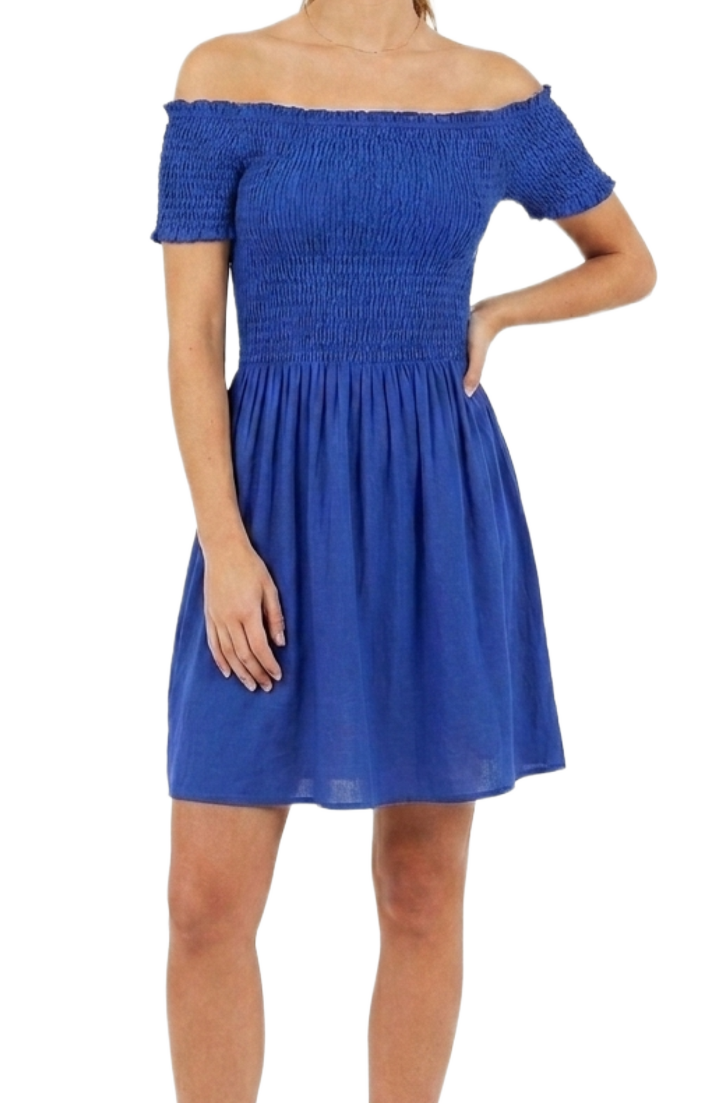 Vestido azul plisado en pecho