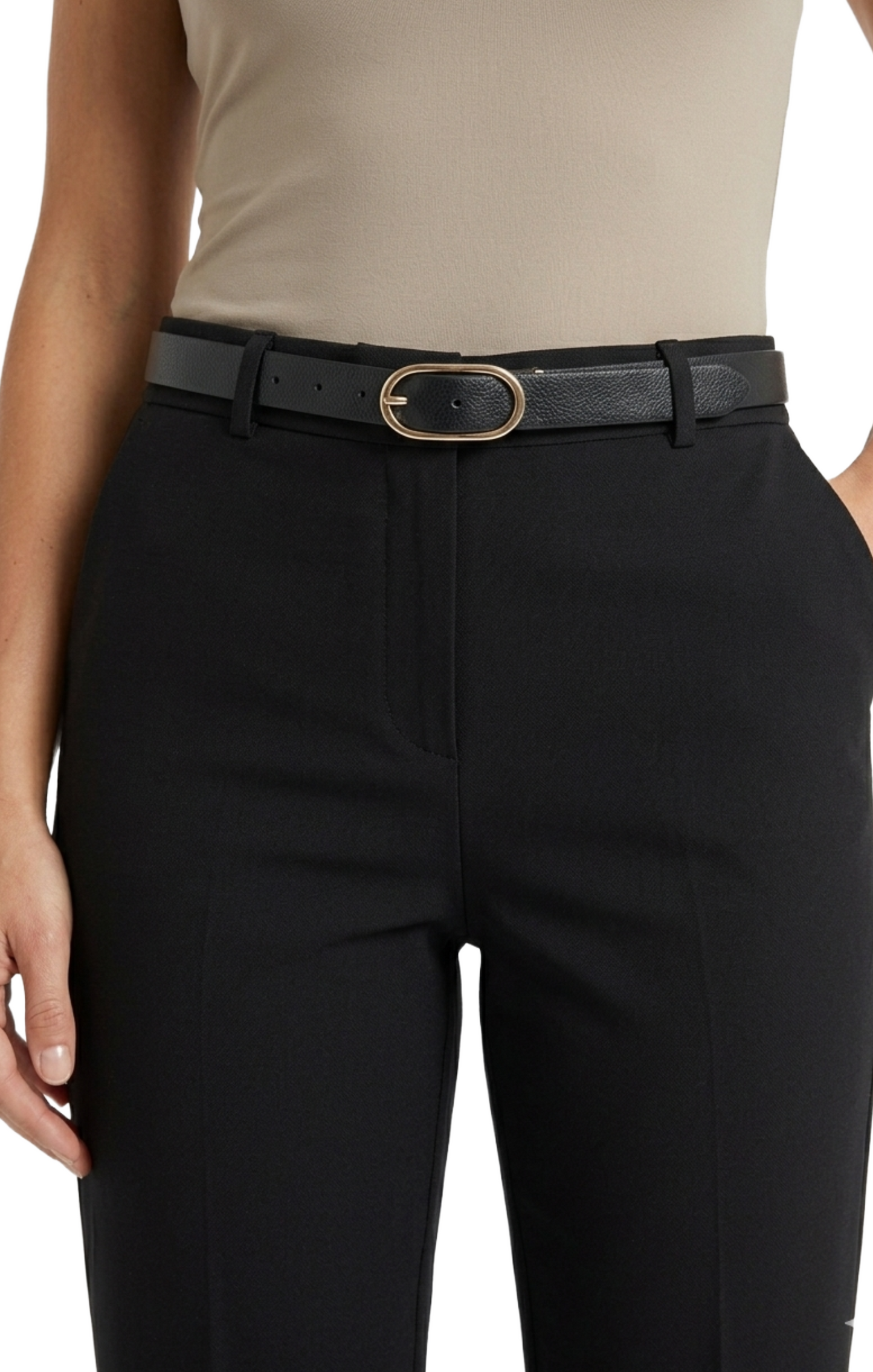 Pantalón negro de vestir con cinturón