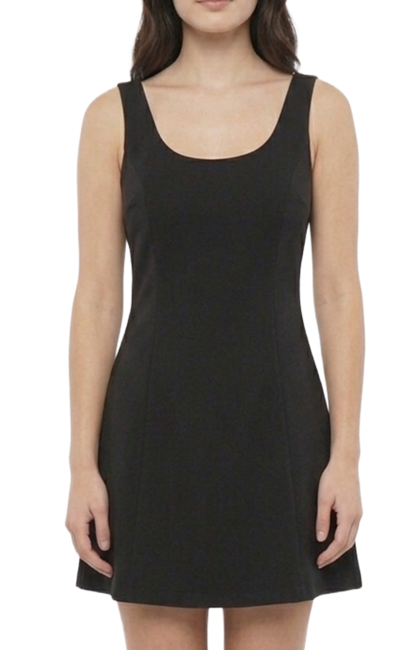Vestido negro seccionado a la rodilla