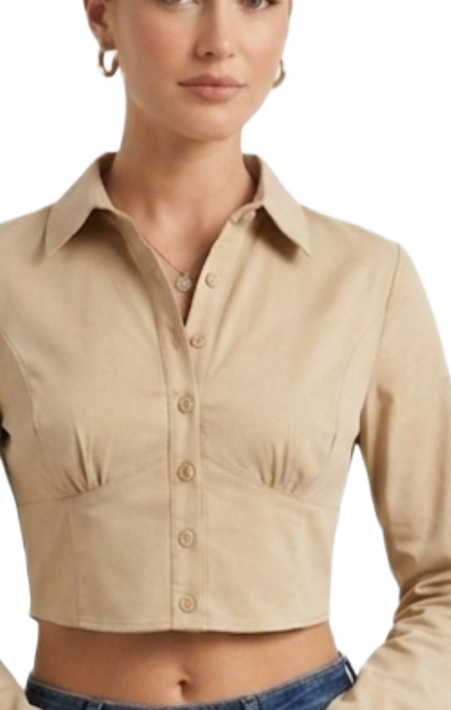 Crop top beige abotonado con plisado en pecho