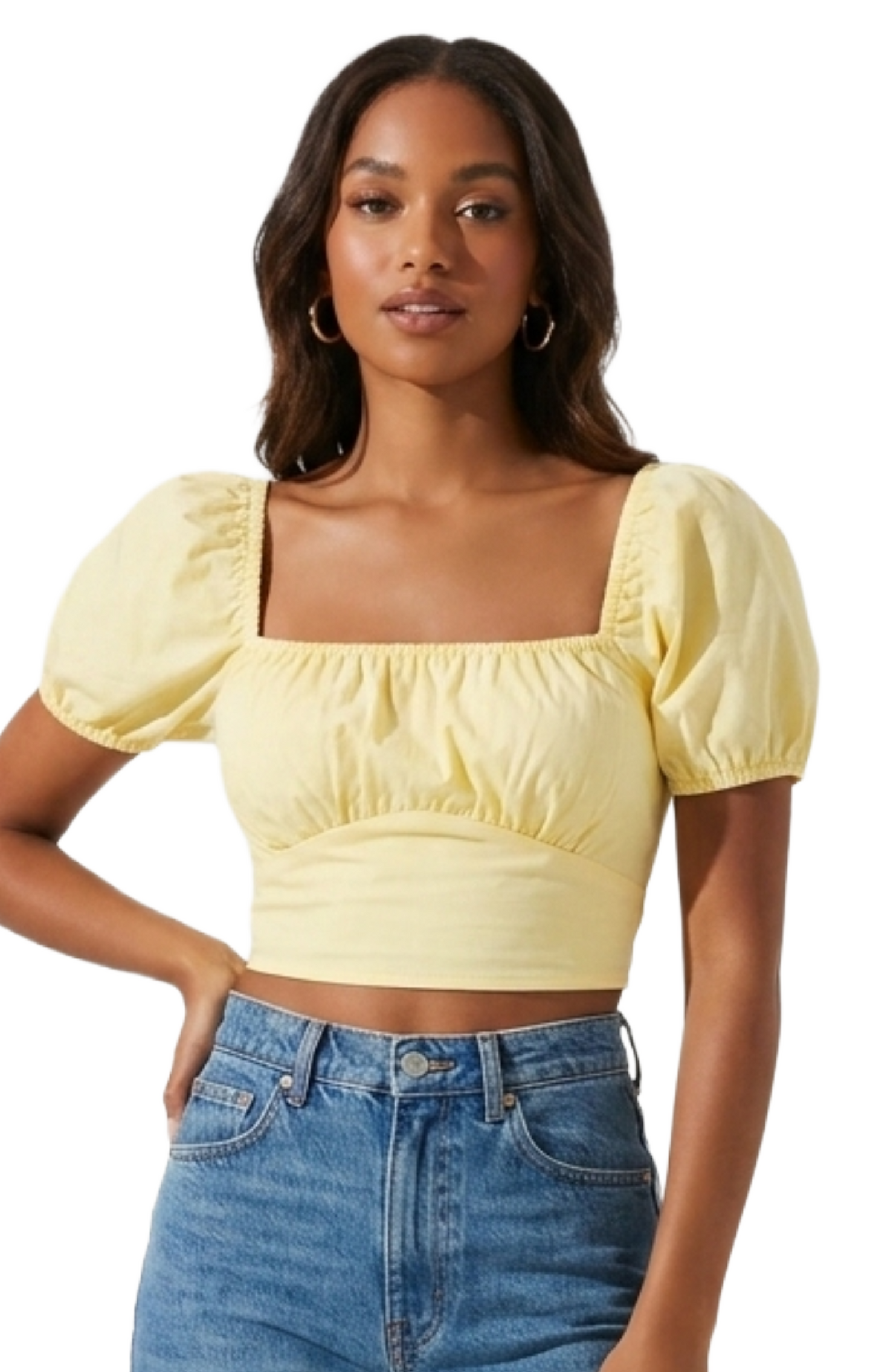 Crop top amarillo tipo campesino con amarre en cintura