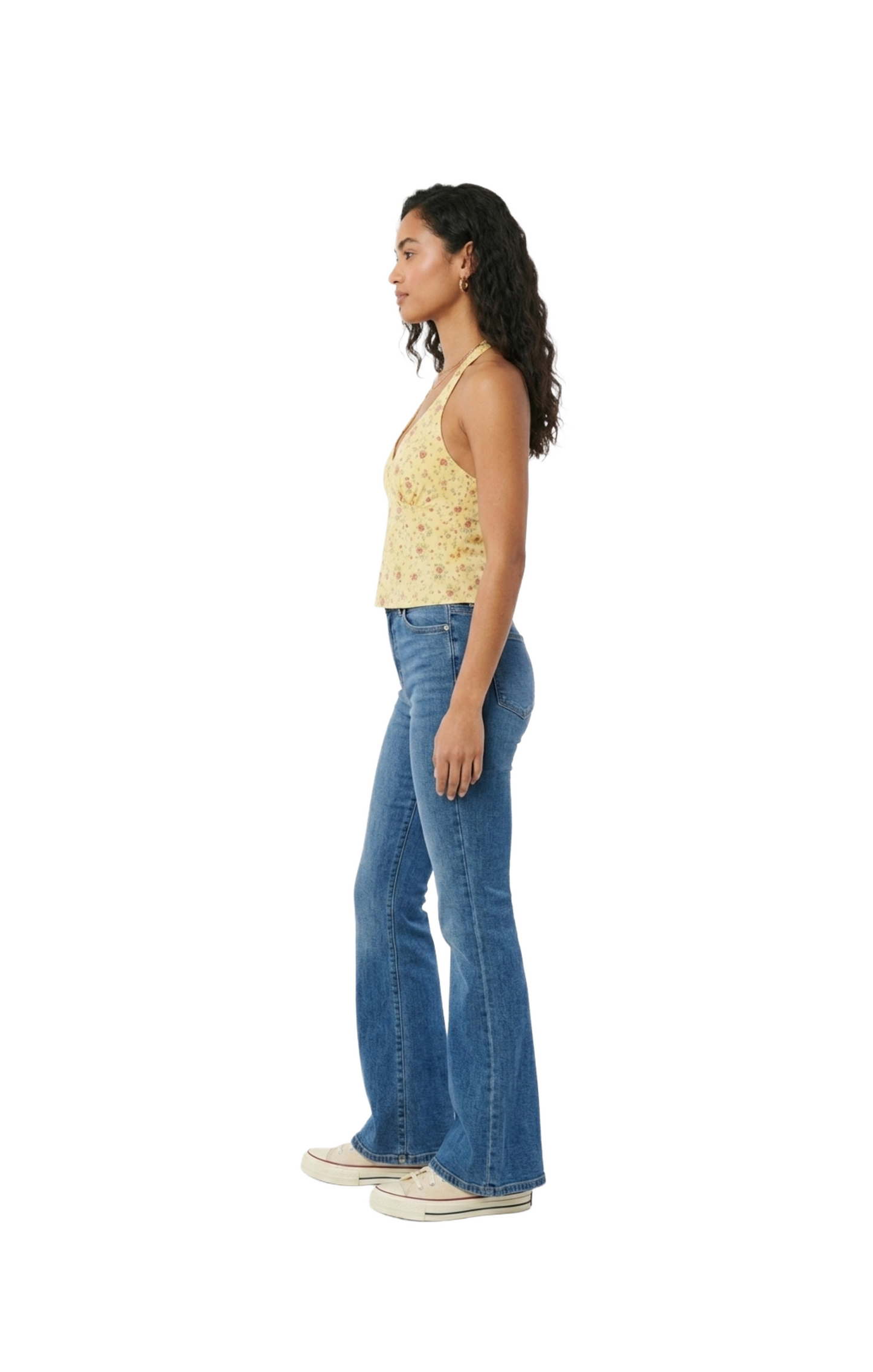 Top estilo halter amarillo con estampado de flores