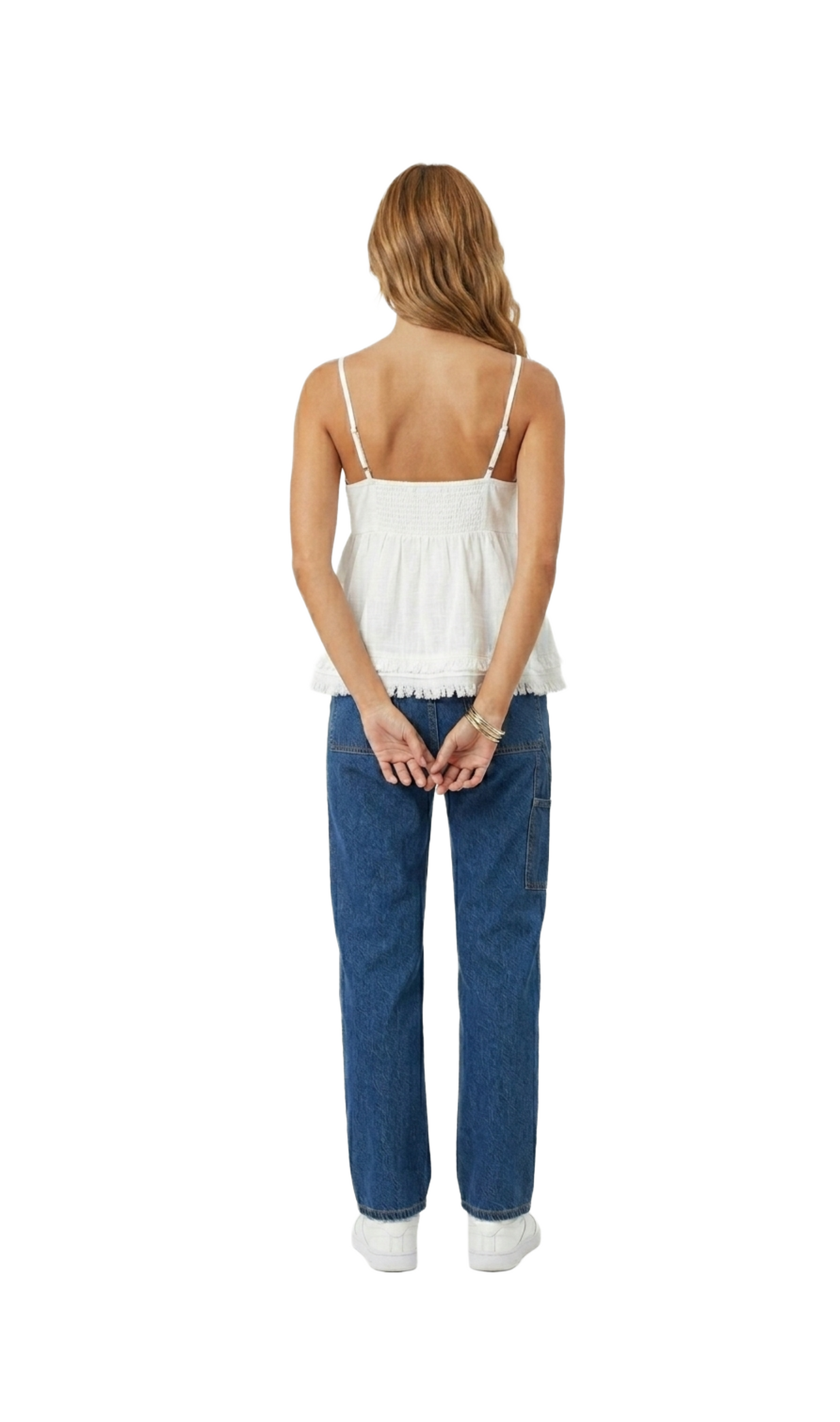 Blusa blanca de tirantes con estoperoles decorativos