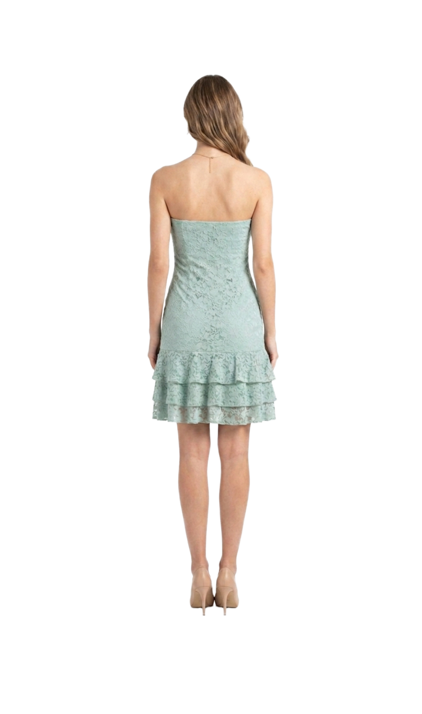Vestido straple verde acqua de encaje con olanes
