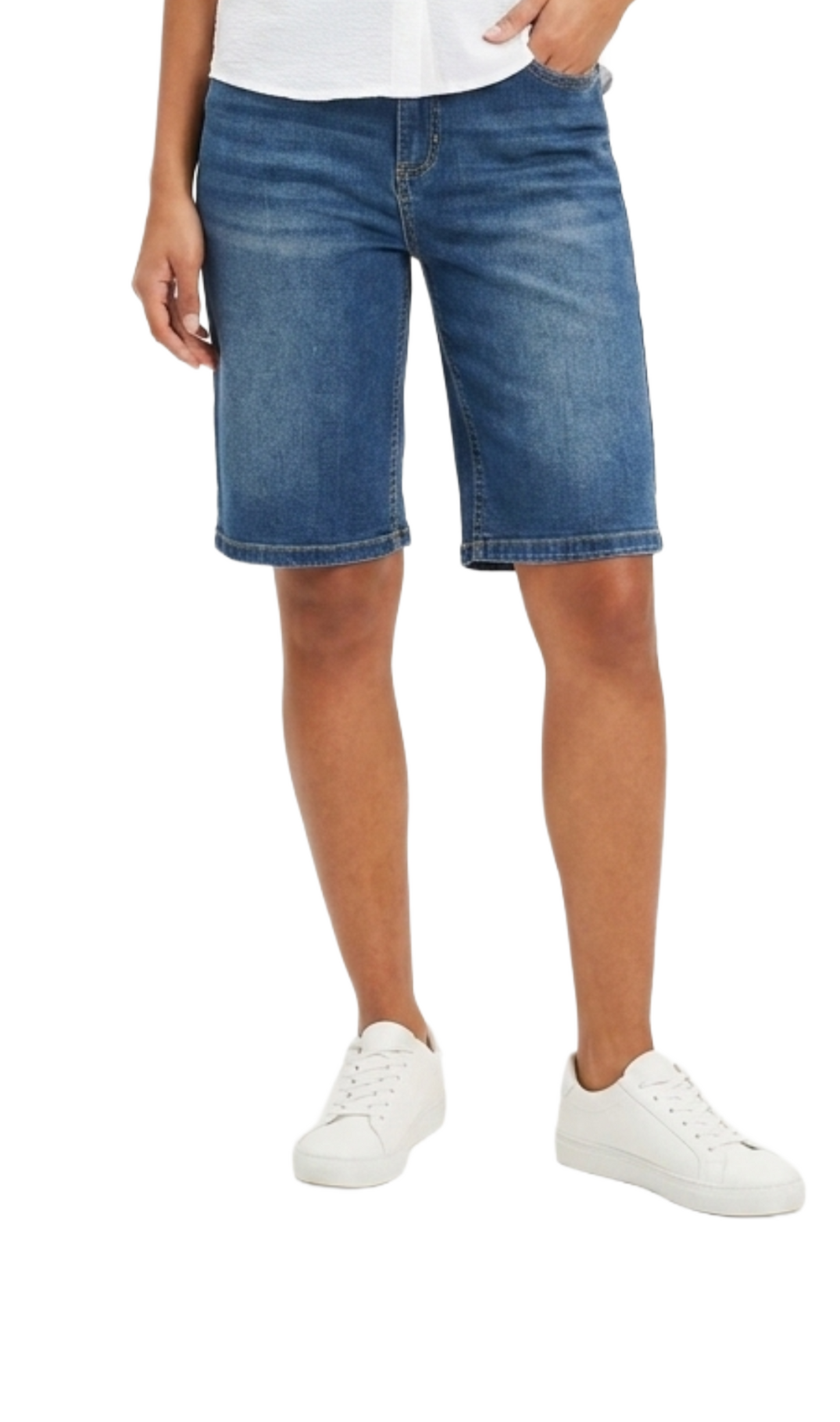 Short bermuda de mezclilla con ligero deslavado