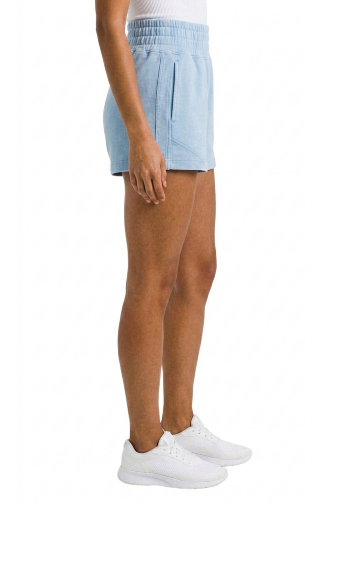 Short azul con bolsas laterales y elastico en cintura