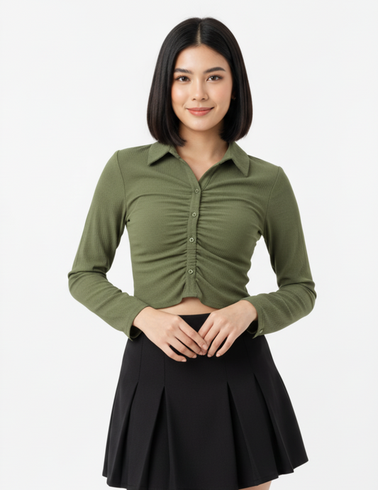 Crop top verde plisado abotonado