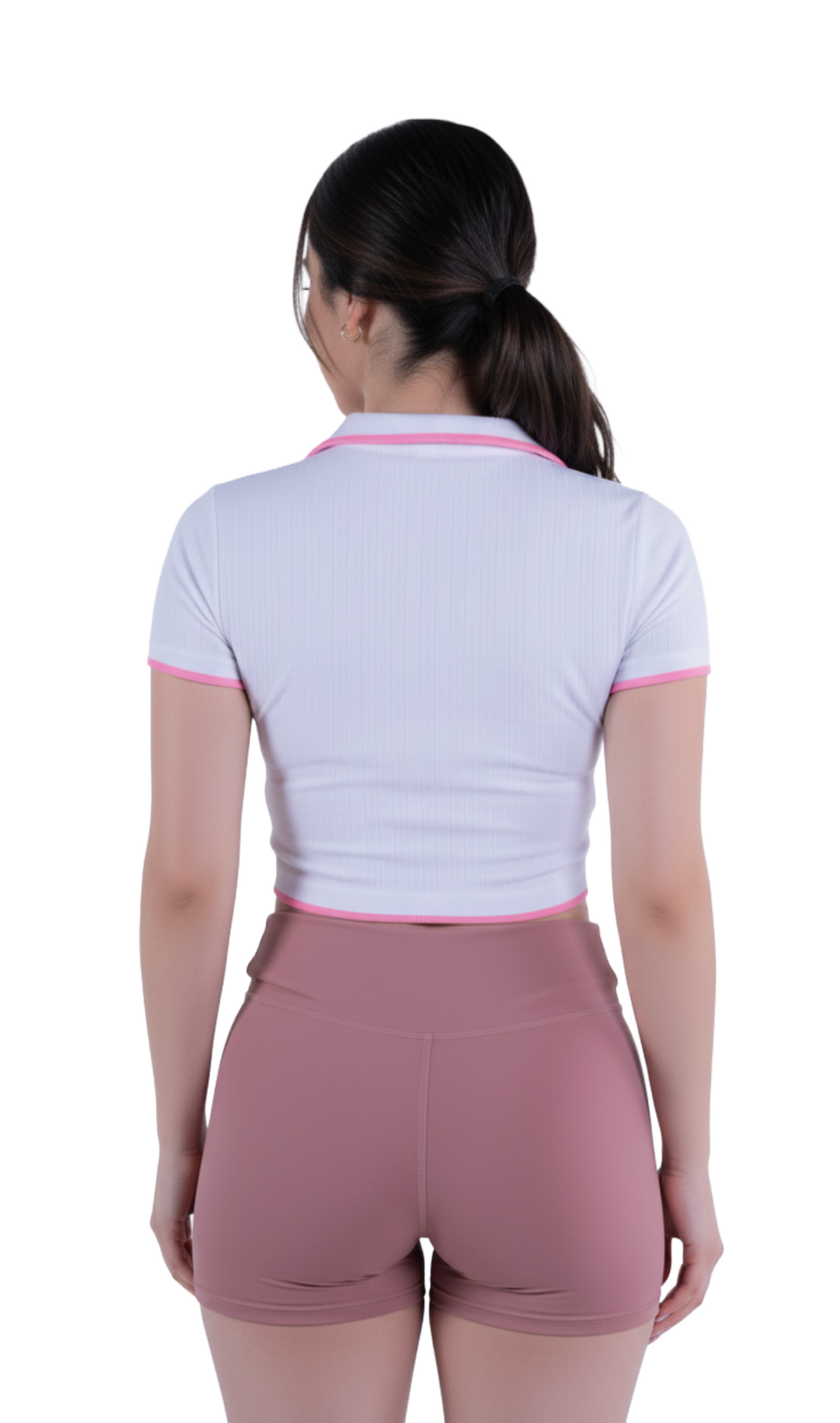 Blusa acanalada blanca tipo polo con detalle en cuello