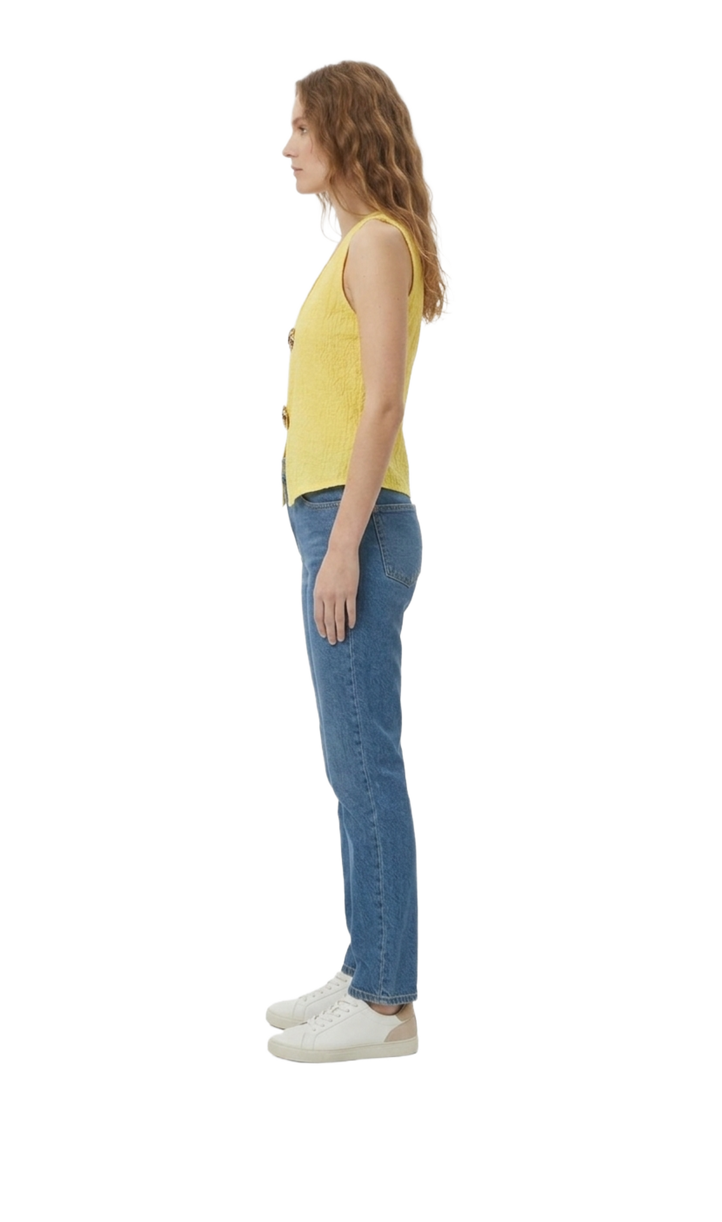 Blusa con detalle de botones metálicos tipo caracol
