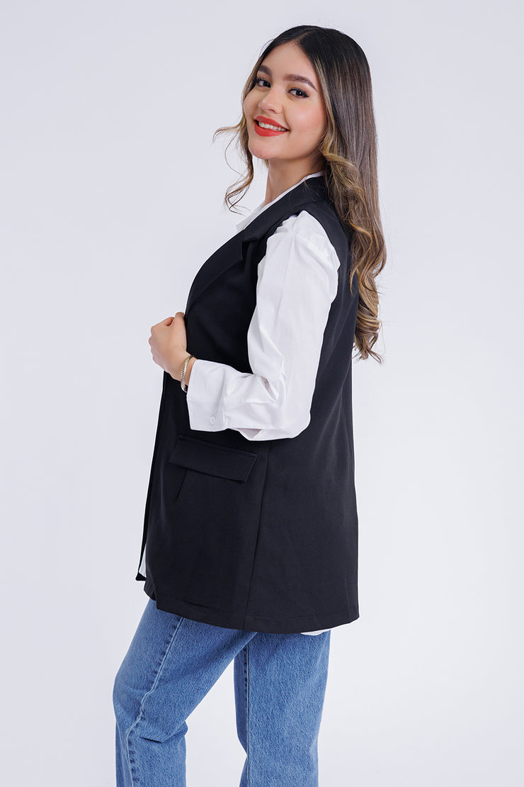 Chaleco liso con solapas